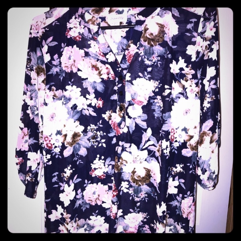 Siren Lilly floral sheer 3/4 sleeve women’s blouse